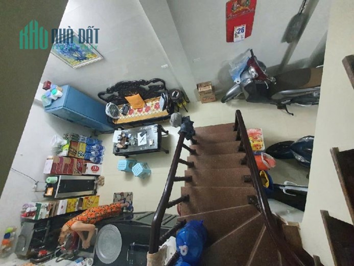 MẶT PHỐ Phùng Hưng – 4 tầng 32m chỉ 16.9 tỷ - VỈA HÈ RỘNG, MẶT TIỀN ĐẸP