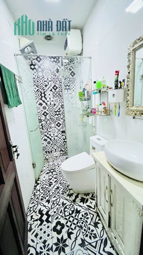 Bán nhà phố Đội Cấn 41m2 x 4 tầng