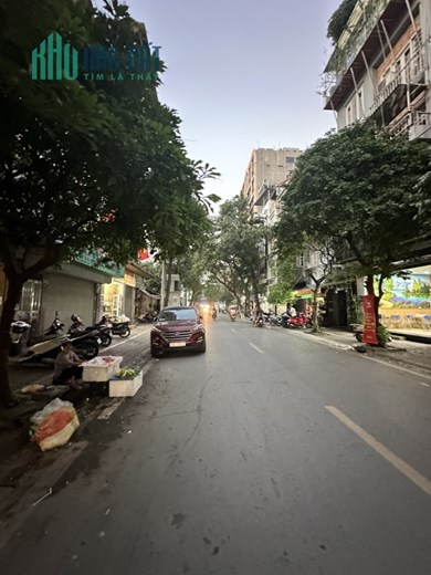 Mặt phố Nguyễn Khuyến kinh doanh sầm uất, vỉa hè rộng 20 * 5 Tầng nhỉnh 7 tỷ
