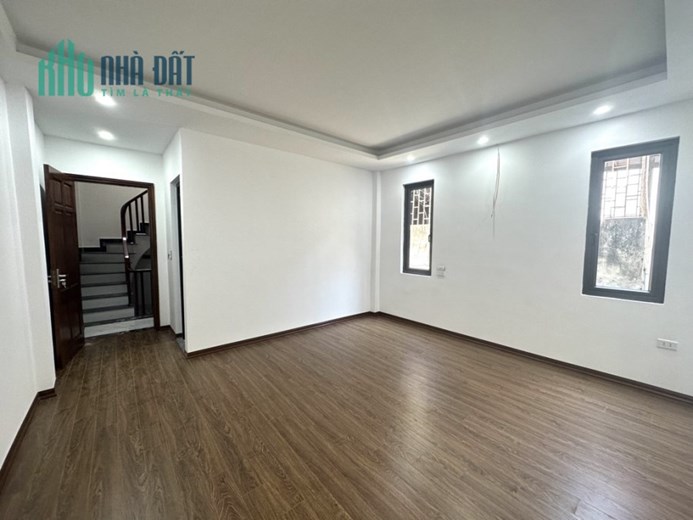 HỒ ĐẮC DI NHÀ MỚI KÍNH KOONG - LÔ GÓC 6 TẦNG THANG MÁY, Ở VÀ KINH DOANH 50M * 6 T * 4.6M Nhỉnh 11 tỷ