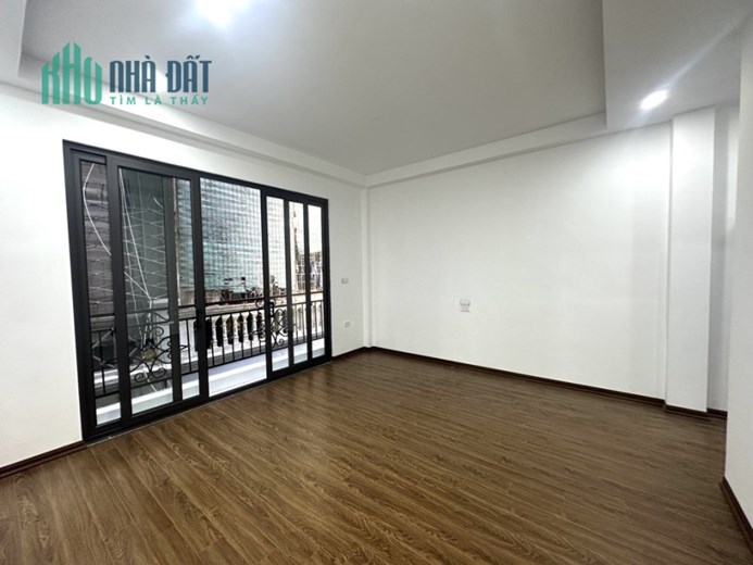 HỒ ĐẮC DI NHÀ MỚI KÍNH KOONG - LÔ GÓC 6 TẦNG THANG MÁY, Ở VÀ KINH DOANH 50M * 6 T * 4.6M Nhỉnh 11 tỷ
