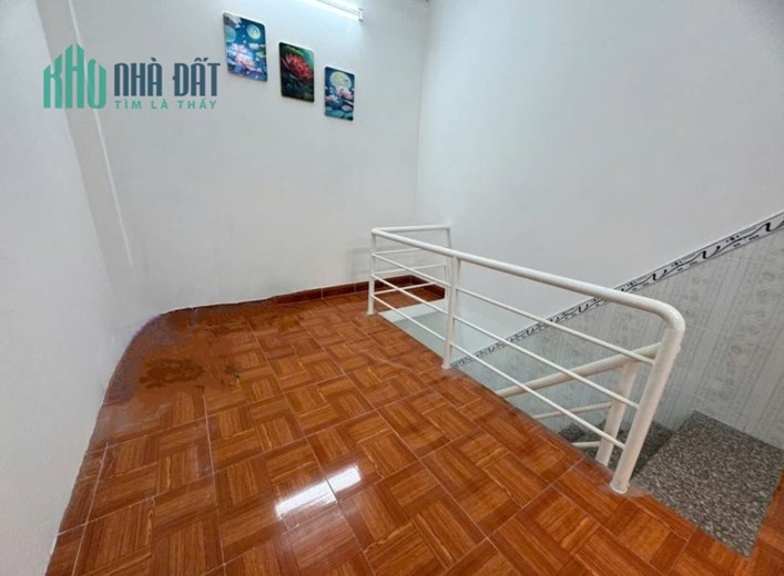 Bán nhà HXH Bông Sao Q.8 - 41 M2 - 2 tầng - Giá 3.69 tỷ