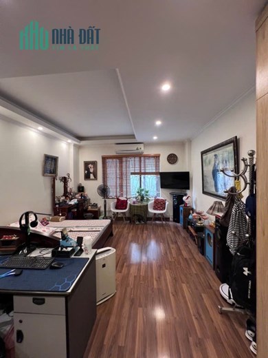 Bán Nhà gần Cổng Chào Xuân Đỉnh, giáp Xuân La, DT 48m2, giá nhỉnh 11 tỉ