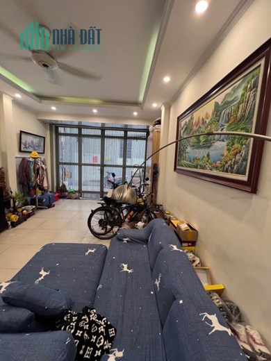 Bán Nhà gần Cổng Chào Xuân Đỉnh, giáp Xuân La, DT 48m2, giá nhỉnh 11 tỉ