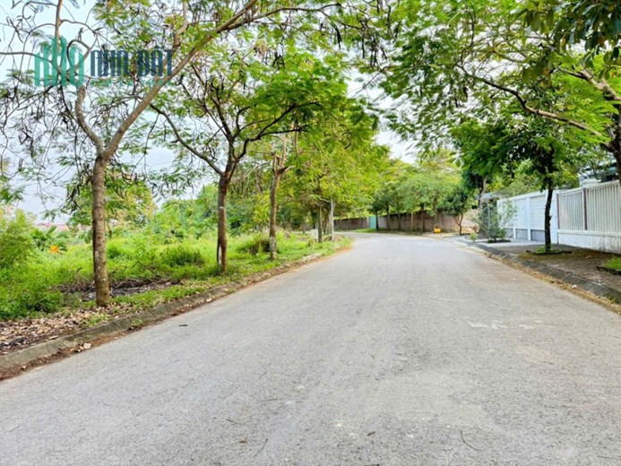 Bán đất khu đô thị Hà Phong, Tiền Phong, Mê Linh, HN, View đầm, 2 mặt thoáng. 350m. 19 tỷ.