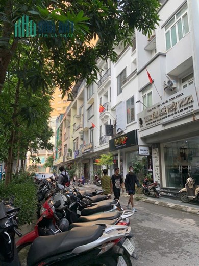 Bán liền kề dưới chân chung cư C14 Tố Hữu 76,6m2 kinh doanh tốt