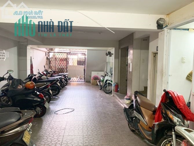 CHO THUÊ PHÒNG 1.7tr /Tháng QUẬN BÌNH THẠNH,Gần chợ Bà chiểu 200m,10m2, WC riêng.