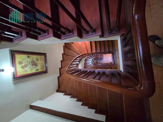 Nhà Hồng Hà 112m, Gần Tràng Tiền, Kinh doanh homestay đỉnh, 16.5 tỷ.