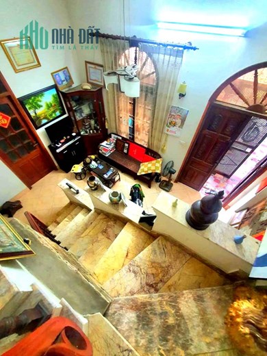 BÁN GẤP CĂN NHÀ THANH XUÂN,DT 51m2,MT 5M2 giá 7ty fun nội thất bên trong 0832865116