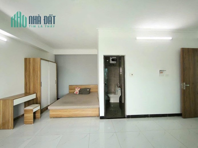 Bán chung cư Mini khu công nghệ cao Hòa Lạc, 180m2 xây full đất, với 7 tầng thang máy, 39 phòng cho