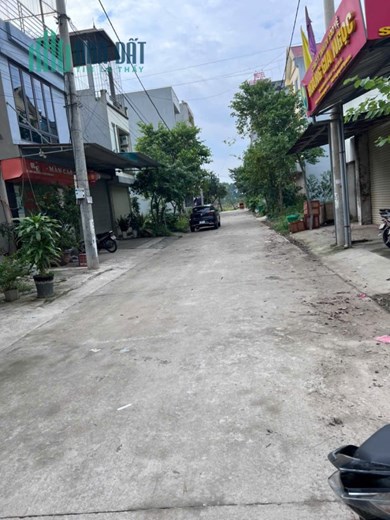 Bán đất dịch vụ tổ 5, TT Quang Minh, Mê Linh, HN. Mặt tiền kinh doanh, DT 94m, giá 5,67 tỷ.