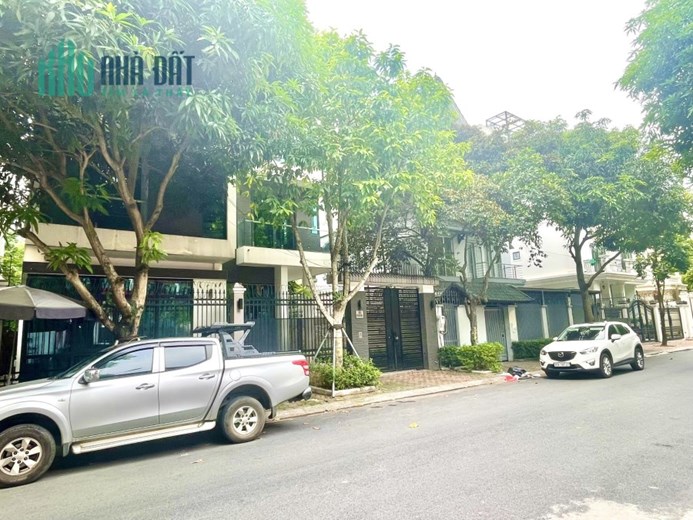 Biệt thự sân vườn khu ĐTM -CT05- N05 Dịch Vọng - DIỆN TÍCH 268 M2,MẶT TIỀN 13 M,GIÁ 73 TỶ