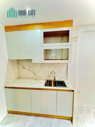 bán nhà Khâm Thiên, Đống Đa. Nhà 3 ngủ với 2 WC. chỉ 4 x tỷ