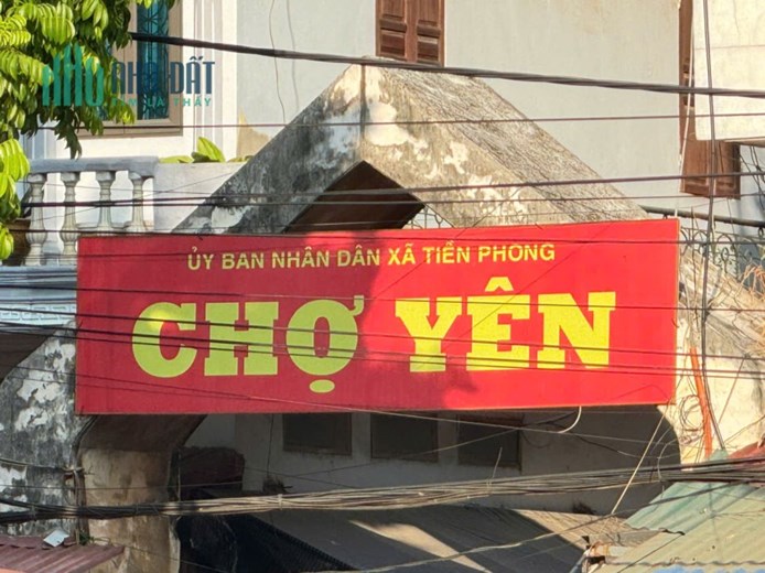 Bán đất thôn Yên Nhân, Tiền Phong, Mê Linh, HN. Cách chợ Yên 250m. DT 180m, giá 4,54 tỷ.