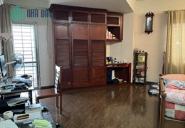 Chính chủ bán chung cư D5 Trần Thái Tông, Khu đô thị Cầu Giấy, Hà Nội, full nội  thất, 146m2, 3N,