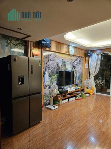 NHÀ ĐẸP NGUYỄN HOÀNG TÔN - PHÂN LÔ Ô TÔ- MẶT TIỀN ĐẸP - TẶNG FULL NỘI THẤT VIP, GIÁ 15,5 tỷ, DT44m2
