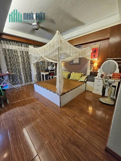 NHÀ ĐẸP NGUYỄN HOÀNG TÔN - PHÂN LÔ Ô TÔ- MẶT TIỀN ĐẸP - TẶNG FULL NỘI THẤT VIP, GIÁ 15,5 tỷ, DT44m2
