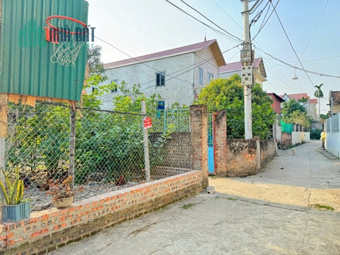 Bán 70m thôn Đồng Vỡ, Thanh Lâm, Mê Linh, HN. Cách 1km tới KCN Quang Minh. Giá 2,6 tỷ.