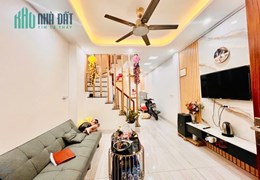 Bán nhà 3 tầng tổ 11, Quang Minh, Mê Linh, HN. Cách 50m tới đường Quang Minh. DT 32m, giá 2,95 tỷ.