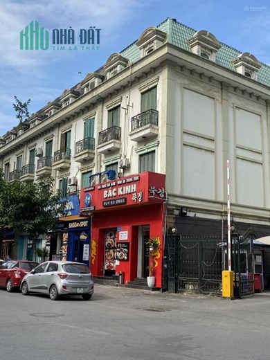 Cho thuê nhà MP Vũ Phạm Hàm DT 140m2 x 5T MT 6m vỉa hè rộng phù hợp mọi mô hình