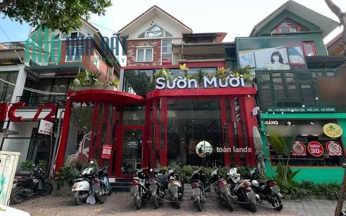 Cho thuê nhà MP Nguyễn Văn Lộc. DT 150m2x2 tầng MT 25m giá 60tr Miễn phí setup 1Thang