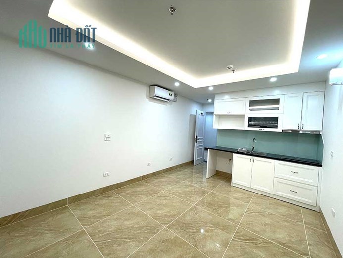 Cho Thuê Tòa Căn Hộ 8 Tầng 24 Phòng Phố Nguyễn Thị Định, Cầu Giấy. DT 160m2, Mt 8.15m, Giá 200Tr/th