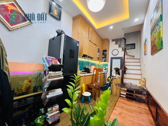 1 NHÀ RA PHỐ, 5 TẦNG ĐẸP, 2 THOÁNG TRƯỚC SAU - Hàng Bún 25m chỉ 4.6 tỷ - KINH DOANH SPA, NAIL