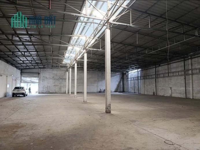 Cho thuê kho xưởng 1000m2 gần UB Quận 12