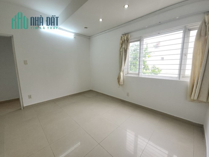 👉 Bán Căn hộ Nguyễn Cữu Vân , Bình Thạnh - diện tích sd: 70 m2 + 2 phong ngũ - gần chợ Thị Nghè