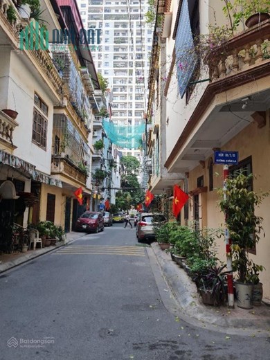 BÁN NHÀ PHÂN LÔ NGÕ 105 XUÂN LA- ÔTÔ ĐỖ CỬA - HAI THOÁNG - 6 TẦNG, DT  28 m2, GIÁ 8,8 TỶ