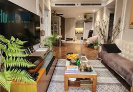 Bán chung cư Trung Yên 1, 120m2, căn góc 3pn, nhà đẹp, 7,6 tỷ. 0975118822.