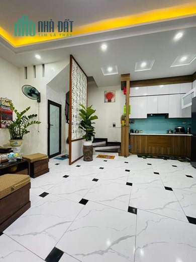 Bán nhanh lô 12 căn nhà phố Trung Kính, Yên Hoà, Cầu Giấy. 35m2 x 5T mới, giá 7 tỷ.