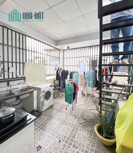 👉 Bán nhà Nguyễn Thị Minh Khai , quận 3 - diện tích sd: 180 m2 - S.IÊ.U P.H.Ẩ.M tạo ROE