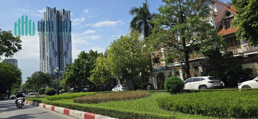 Thanh lý biệt thự BT12 Văn Quán, Hà Đông, Hà Nội. Diện tích 210m2, MT 10m, KH Sầm Uất