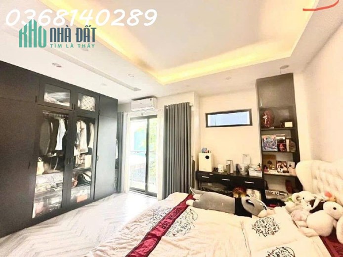 Ôt ô ngủ trong nhà  40m², 5 tầng, 3PN, 4WC, Ngô Gia Tự  - Long Biên - 4.8 tỷ