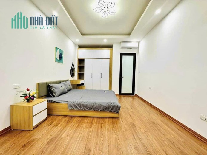 Bán nhà 5 tầng, 36m², Ngọc Thụy, Long Biên, 4.9 tỷ, sổ đỏ