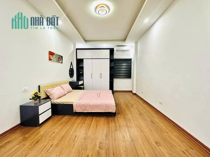 Bán nhà 5 tầng, 36m², Ngọc Thụy, Long Biên, 4.9 tỷ, sổ đỏ