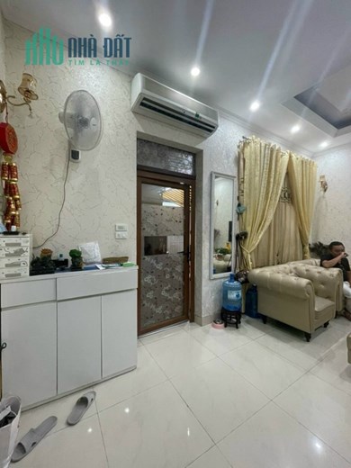 MẶT PHỐ Châu Long – 7.5 tỷ có 30m Nhà và Sân - CẢ CHÂN CẢ NÓC, MẶT TIỀN RỘNG, ĐẤT VUÔNG ĐẸP