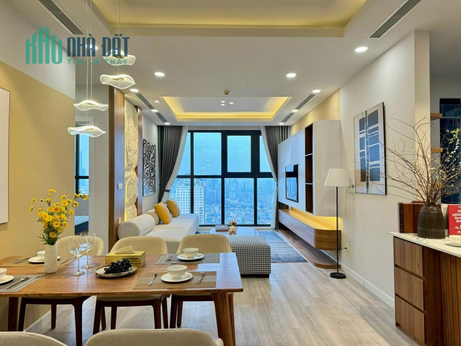 Bán chung cư Dịch Vọng, Thành Thái, 90m2, 2PN, góc. 0975118822.