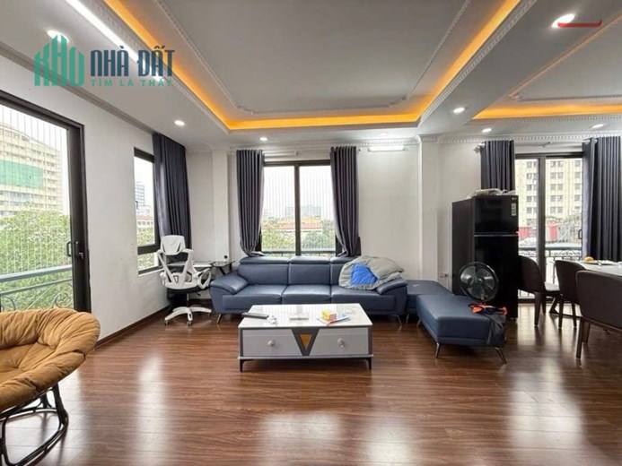 Nhà Đẹp Thượng Thanh - Diện Tích 41m² - Mặt Tiền Siêu Rộng - Ô Tô Ngủ Trong Nhà