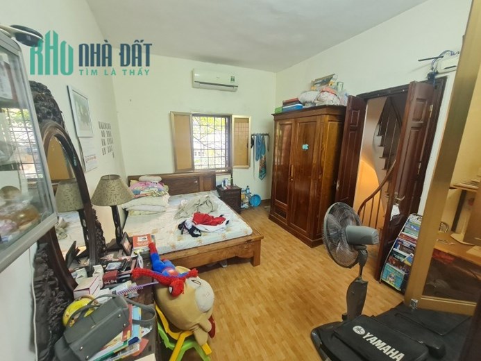 Nhà THOÁNG 3 MẶT, NGÕ NÔNG THẲNG - Thợ Nhuộm 51/60m MT5m chỉ 10 tỷ