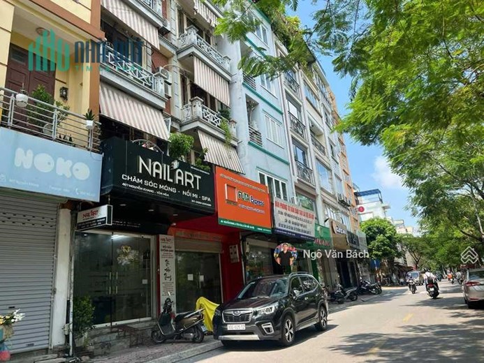 Bán gấp tòa Building mặt phố Nguyễn Khang, dòng tiền 1.8 tỷ/năm, thông sàn 90m2 chỉ 45 tỷ