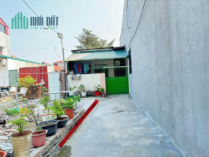 Bán đất thôn Đoài, Nam Hồng, Đông Anh, HN. Lô góc, 2 mặt thoáng. DT 64m. Giá 3,36 tỷ.