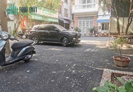 THẲNG NGÕ, Ô TÔ ĐỖ CỬA – 4 tầng Lý Nam Đế 42m chỉ 13.9 tỷ - VỪA Ở VỪA KINH DOANH