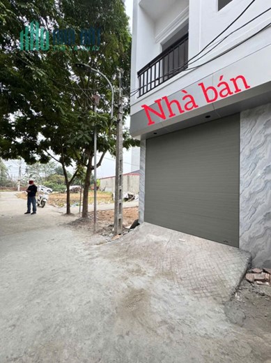 Bán nhà 3 tầng tổ 6, Quang Minh, Mê Linh, HN. Nhà mới, full nội thất. DT 65m, giá 4,1 tỷ.