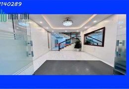 Siêu Hiếm!Nhà Gia Thượng 45m²-Phân Lô VIP - Ô Tô Đỗ Cửa - Giá Cực Tốt