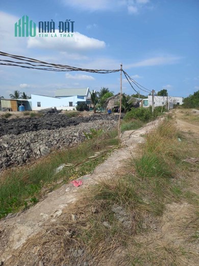 Chính Chủ Cần Bán Nhanh Lô Đất View Rạch 900m2 Giá Cực Tốt