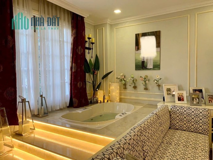 Cho thuê biệt thự Phú Mỹ Hưng mới đẹp 4 PN, giá 62tr/tháng, LH 0912302040