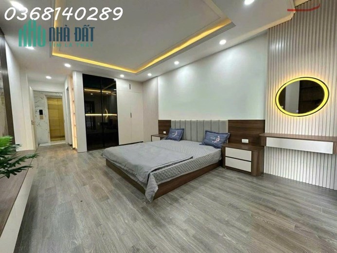 🏡 Bán căn nhà Đẹp Ngọc Thụy - Gara xe con, Sân cộng đồng rộng Đỗ Xe Ngày Đêm!