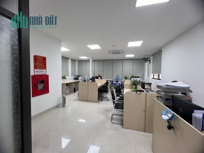 Bán gấp nhà trước TẾT mặt phố Khuất Duy Tiến, dòng tiền khùng, vỉa hè bát ngát, kinh doanh VIP,